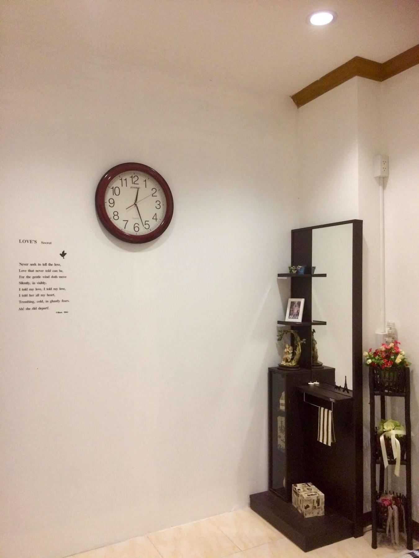 Wake Up Hostel Bangkok Bagian luar foto